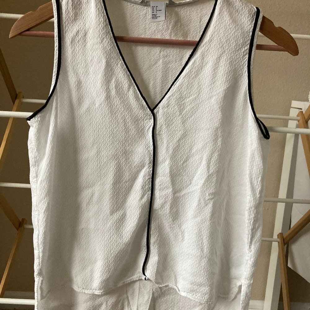 H&M white tank top with black trim